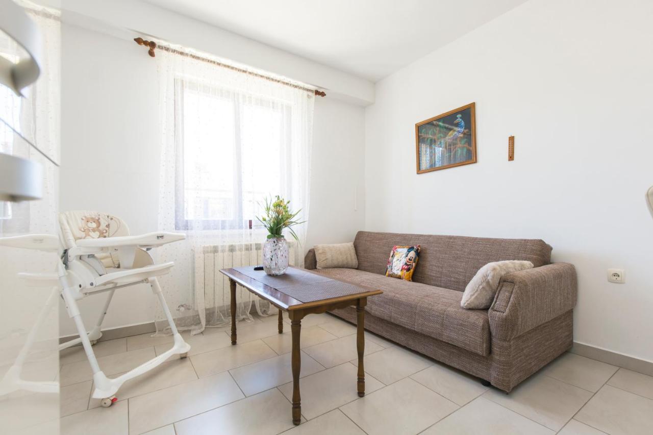 Apartmani Xenia&Desiderio Buzet Bagian luar foto