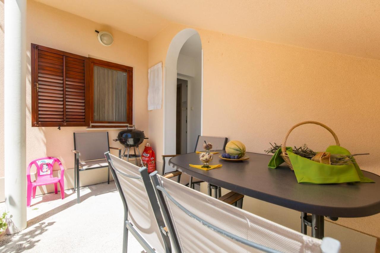 Apartmani Xenia&Desiderio Buzet Bagian luar foto