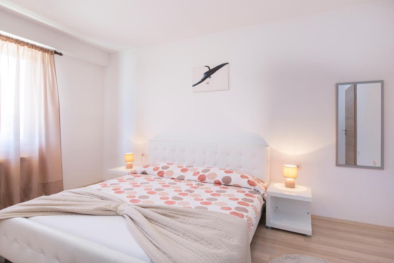 Apartmani Xenia&Desiderio Buzet Bagian luar foto