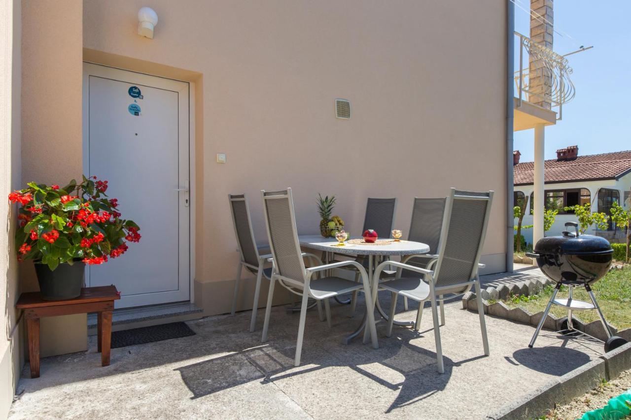 Apartmani Xenia&Desiderio Buzet Bagian luar foto